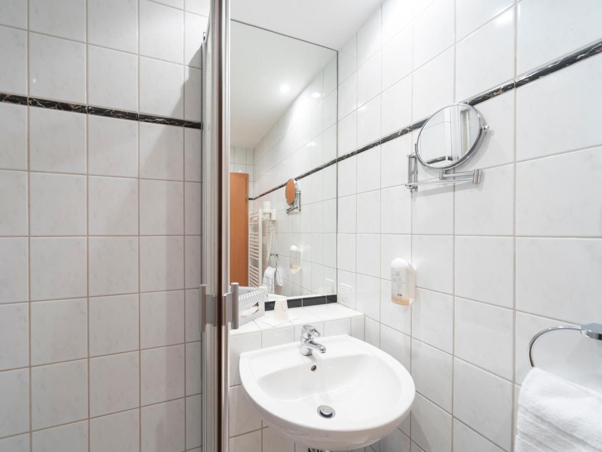 B&B Hotel Gotha-Hbf Luaran gambar